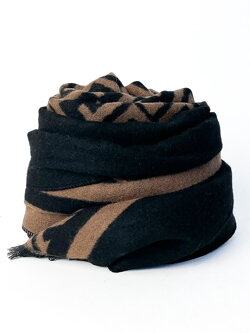 pansky-karovany-sal-bezovy