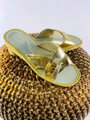 Dámske kožené papuče model 45 zlaté preplietané 