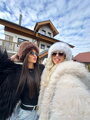 Luxusná dámska čiapka LUXURY biela 