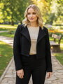Čierny krátky dámsky kabát