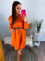Dámske šaty v oranžovej farbe s opaskom