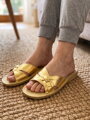 Dámske kožené papuče model 45 zlaté preplietané 