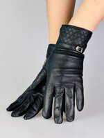 Štýlové kožené rukavice so striebornou aplikáciou 