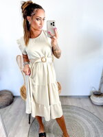 Dámske šaty s opaskom v bežovej farbe 