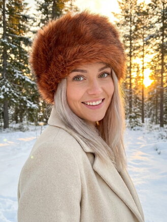 Dámska čiapka z umelej kožušiny škoricová