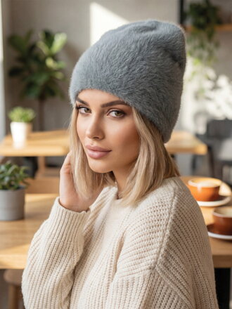 Dámska alpaková čiapka v šedej farbe