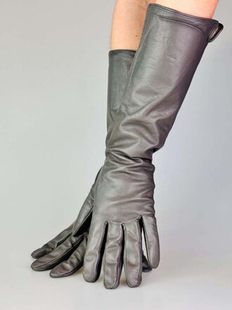 Pohodlné kožené dlhé rukavice v sivej farbe 