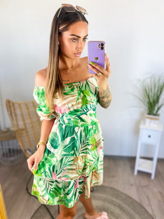 Letné kvetované šaty s volánovou sukničkou zelené
