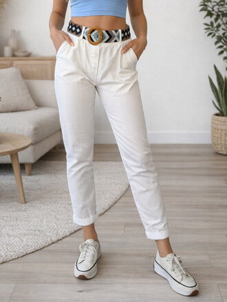 Biele dámske  nohavice s opaskom 