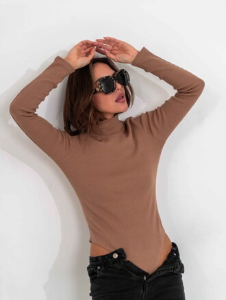 Trendy dámske BO15-23 body v hnedej farbe 