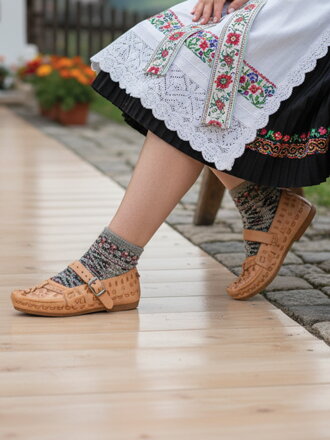 Dámske folklórne krpce -Goralské