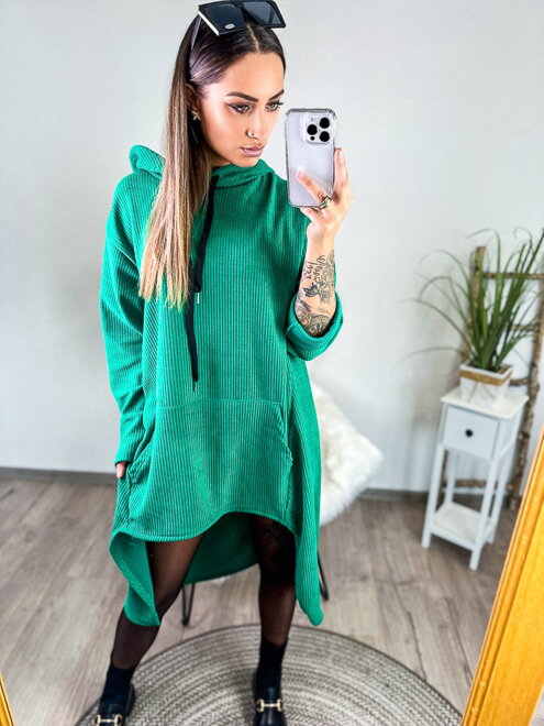 Dámske vrúbkované mikinové šaty v zelenej farbe