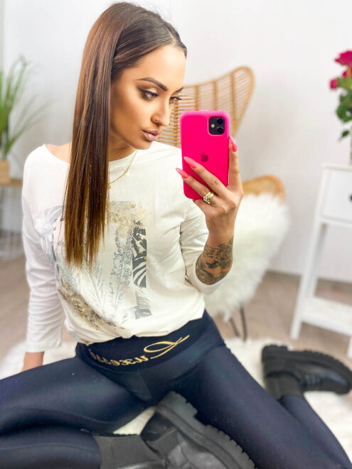 Dámsky biely top s luxusnou potlačou