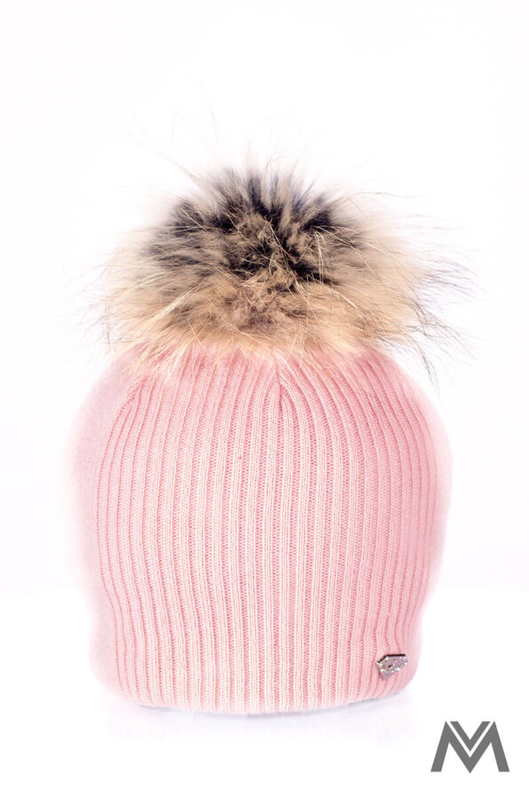 Luxusná dámska čapica v ružovej farbe Zuza 