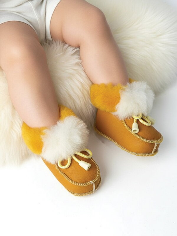 Teplé kožené capačky pre batoľatá veľ. o 0-12 mesiacov