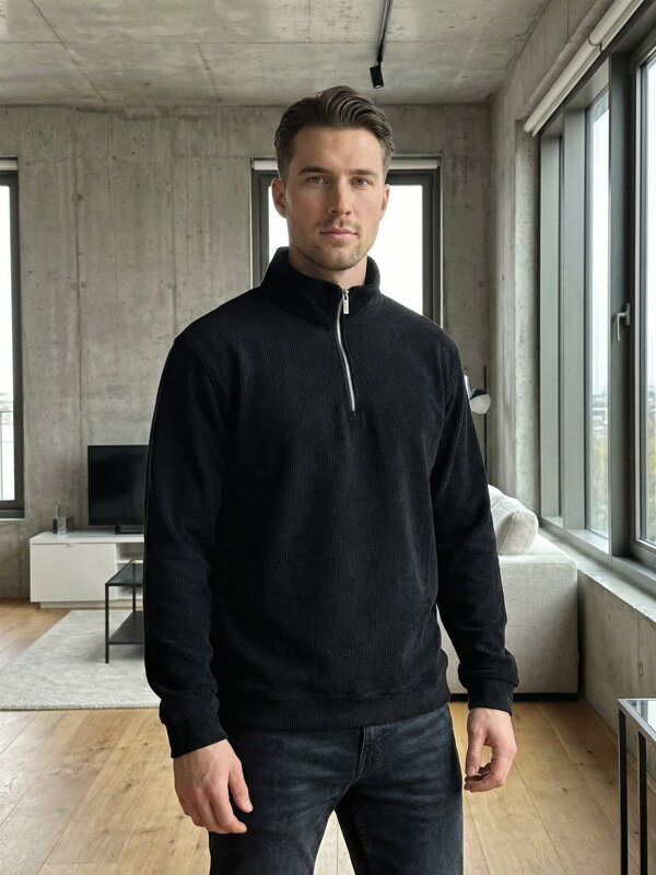 Čierny pánsky pohodlný sveter