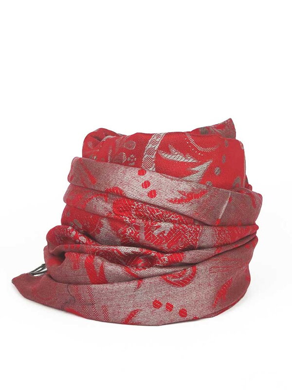 Šatka z pašmínu v sýto červenej farbe Šatka z pašmínu v sýto červenej farbe