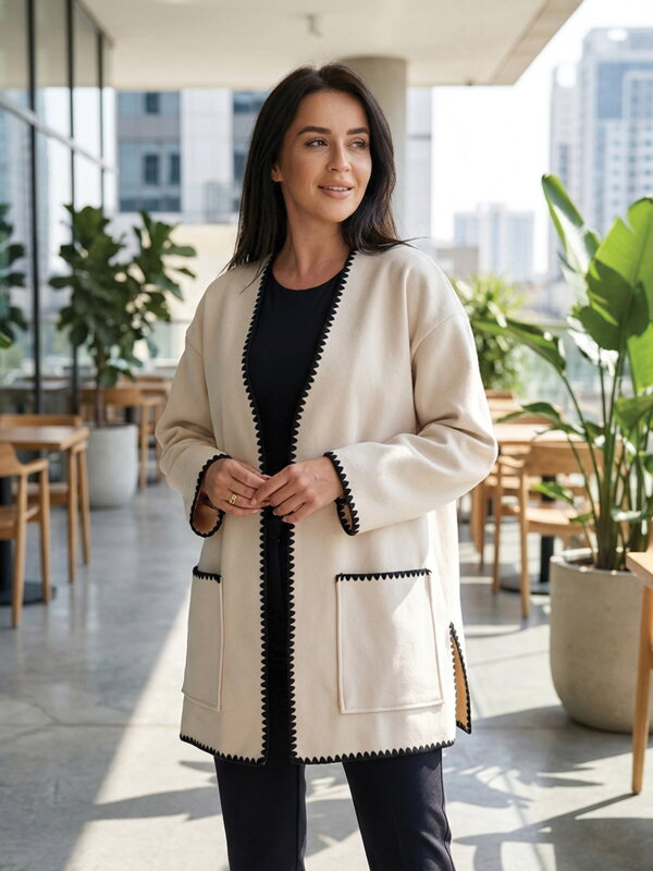 Kabát s ozdobným lemom 86562 svetlobéžová