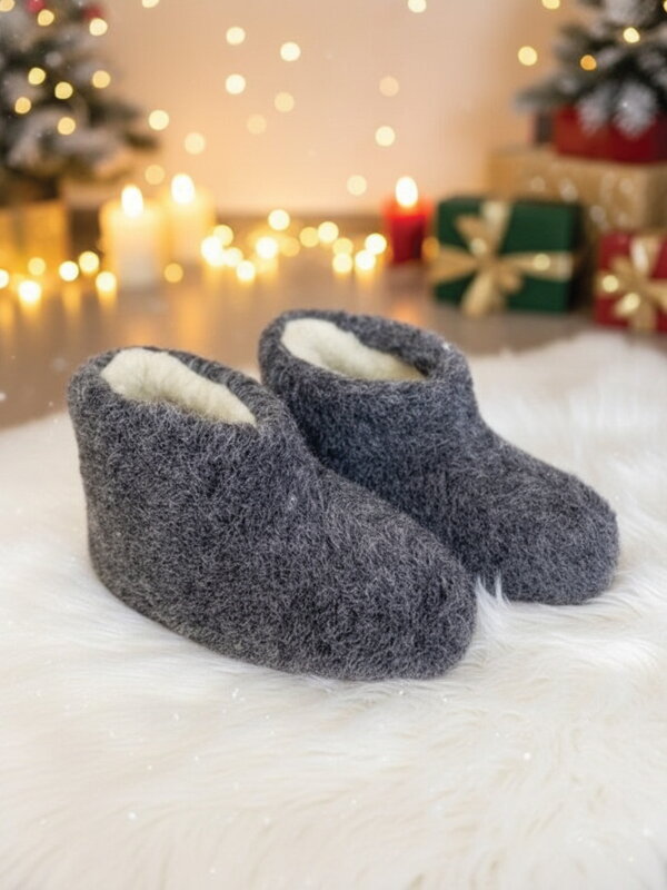 Kotníkové nízke papuče z ovčej vlny teplučké model 104 sivé