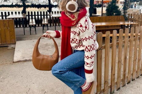 Ako kombinovať vianočné svetre?