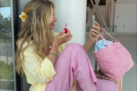 Marec a móda: Prechod do novej sezóny plnej sviežosti